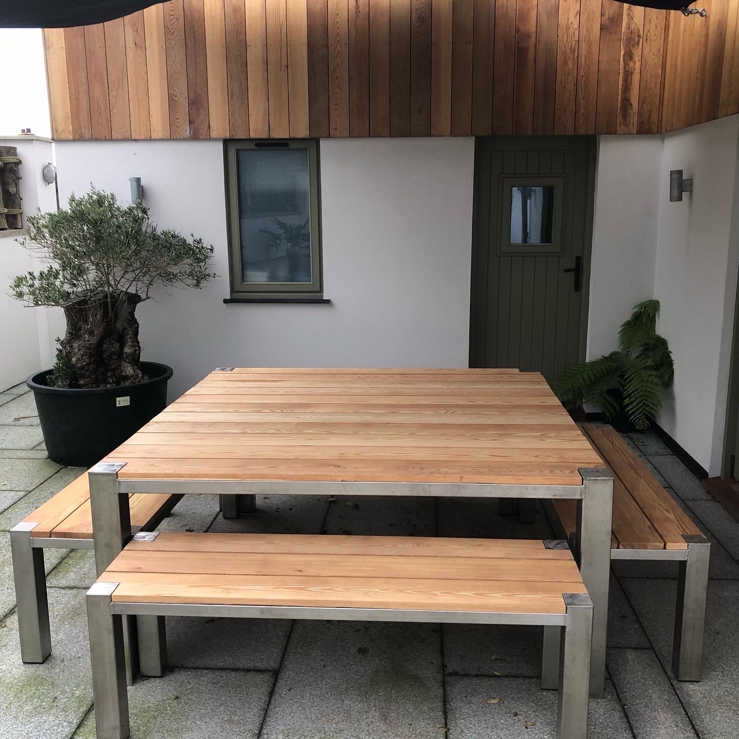bespoke wooden table